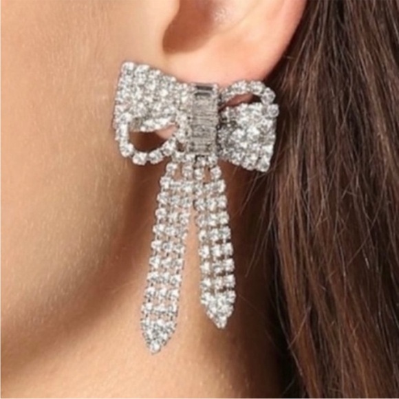 Christian Siriano Jewelry - Christian Siriano statement bow crystal behr drop earrings NWT